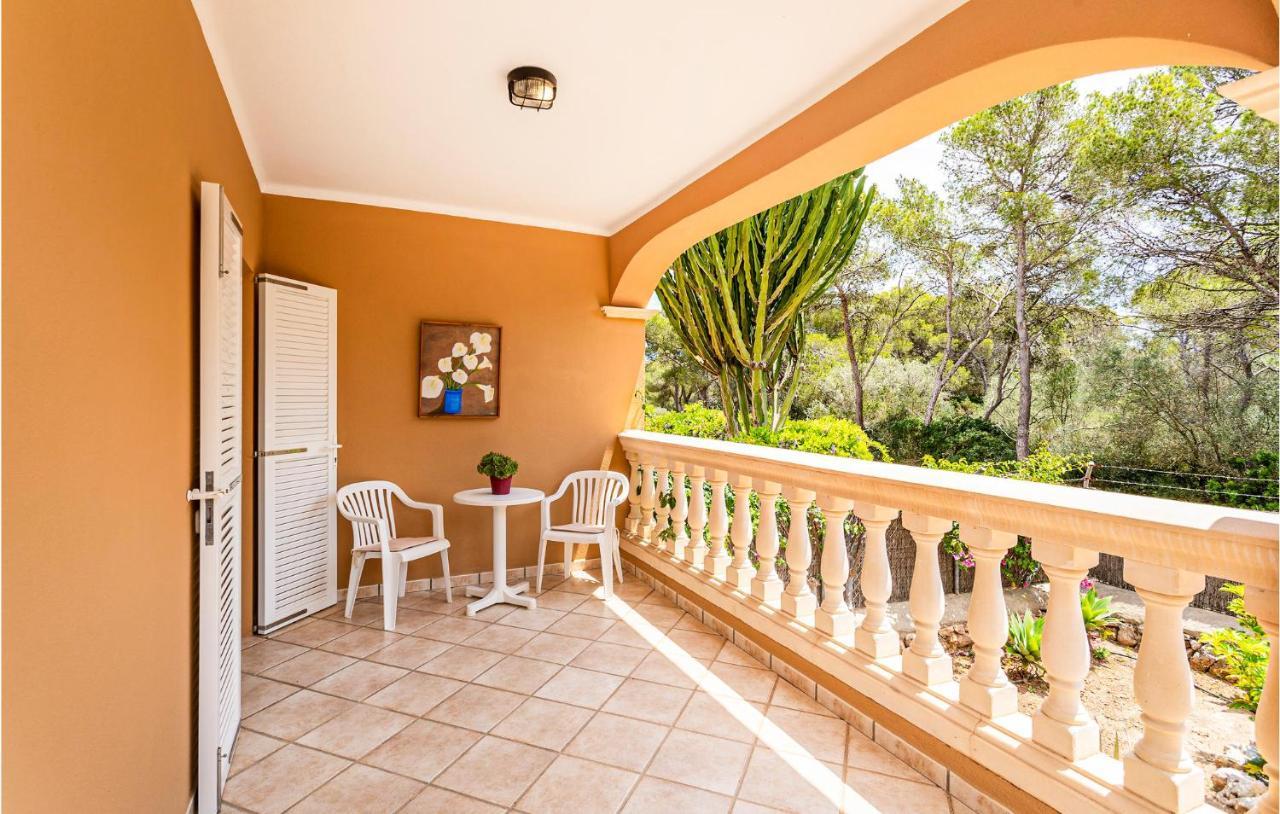 Holiday home Lovely In Porto Petro *