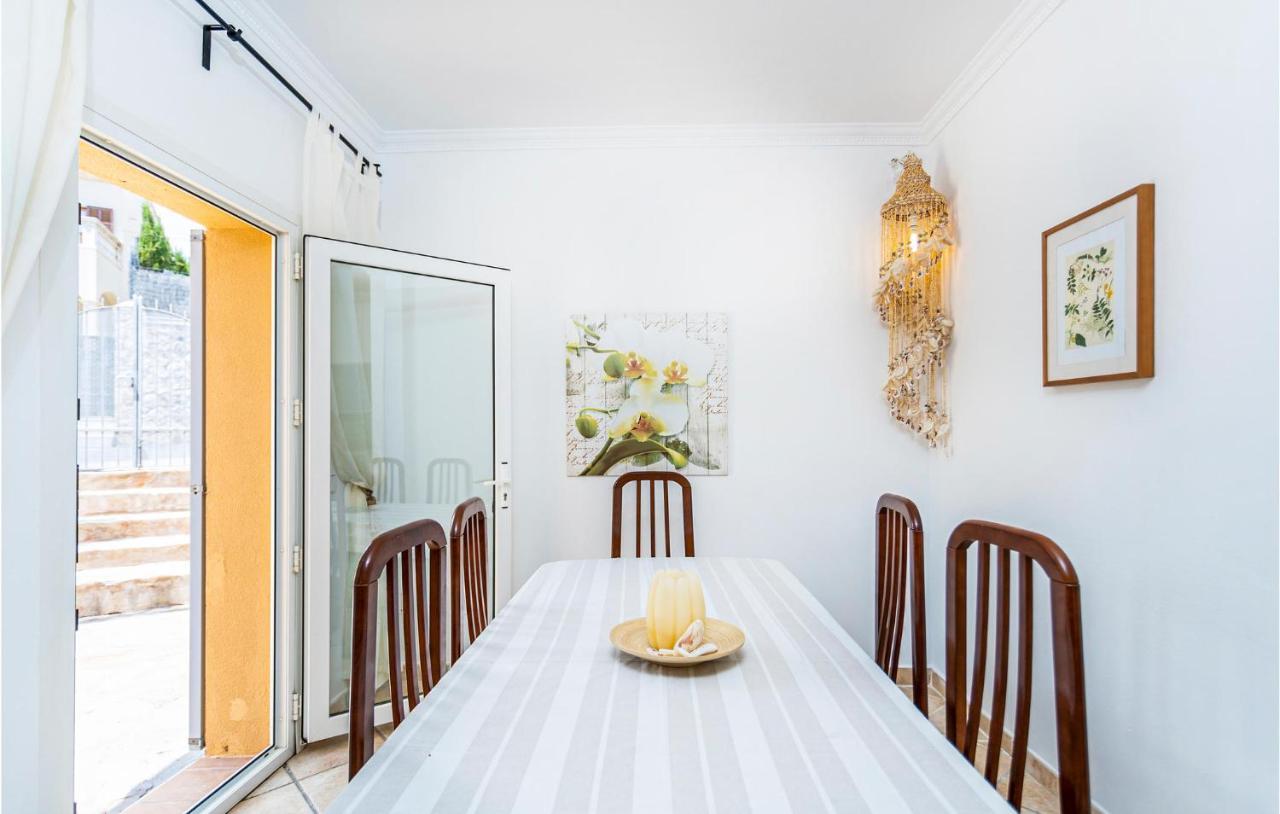 Ferienhaus Lovely In Porto Petro *
